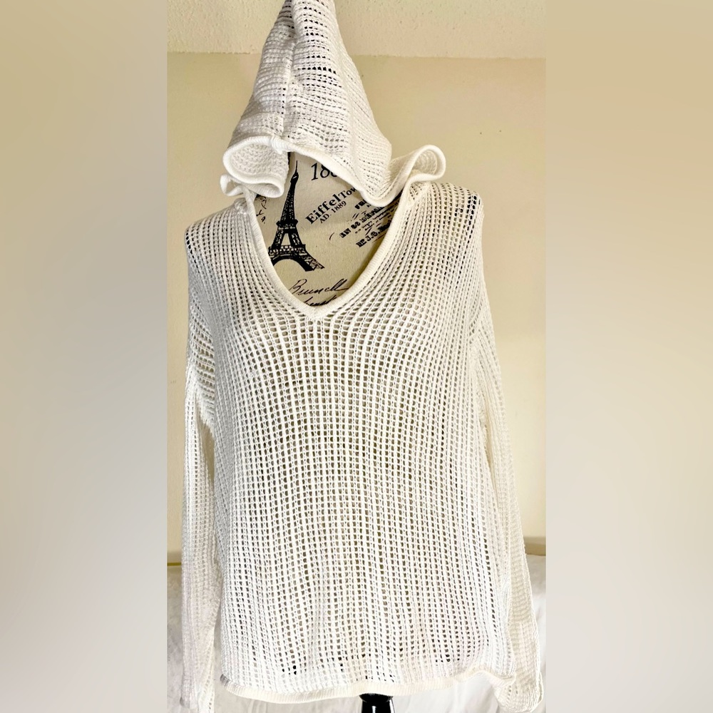 Women’s Chico’s Sweater Size 2